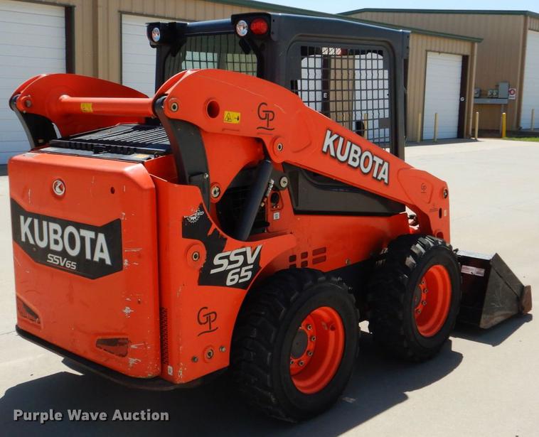 image for item DE3960 2016 Kubota SSV65 skid steer