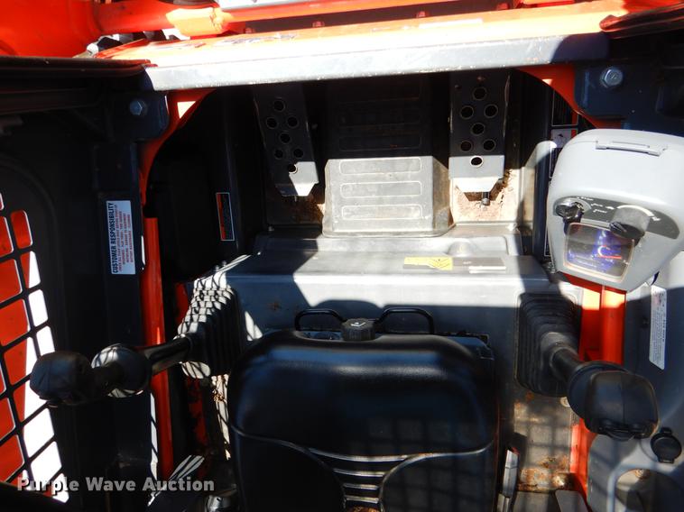 image for item DE3960 2016 Kubota SSV65 skid steer
