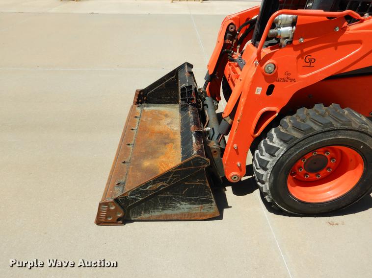 image for item DE3960 2016 Kubota SSV65 skid steer