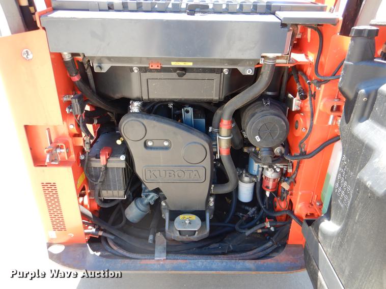 image for item DE3960 2016 Kubota SSV65 skid steer