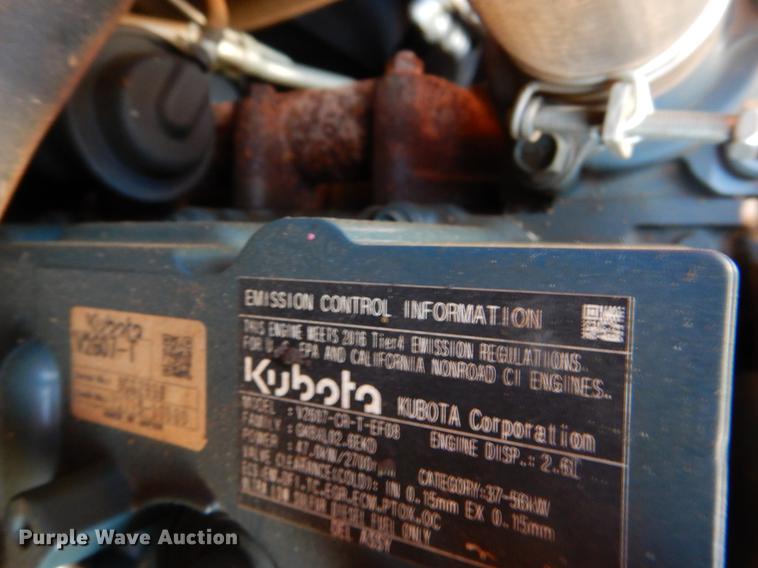 image for item DE3960 2016 Kubota SSV65 skid steer