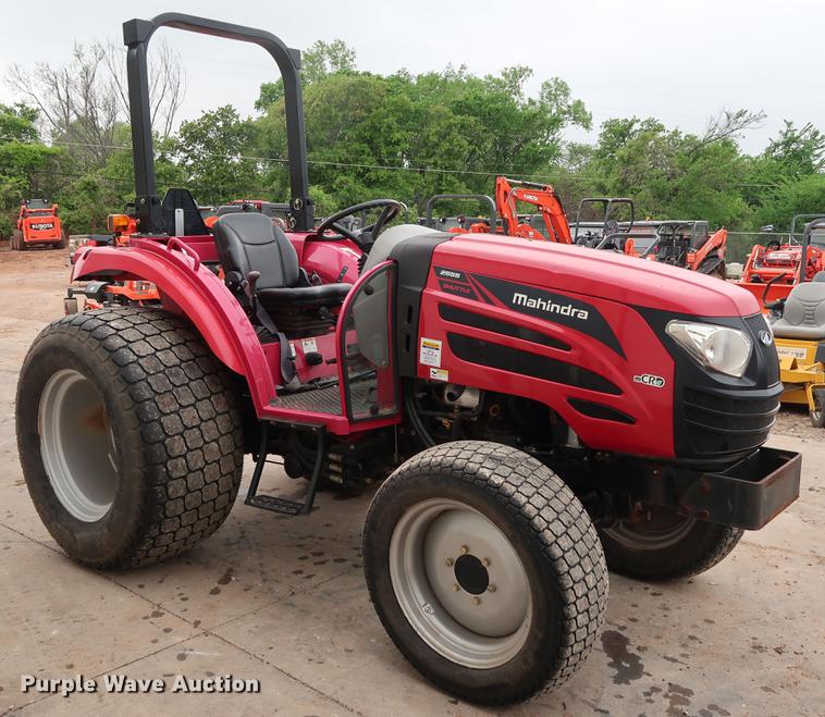 image for item DG3420 2016 Mahindra 2555 MFWD tractor