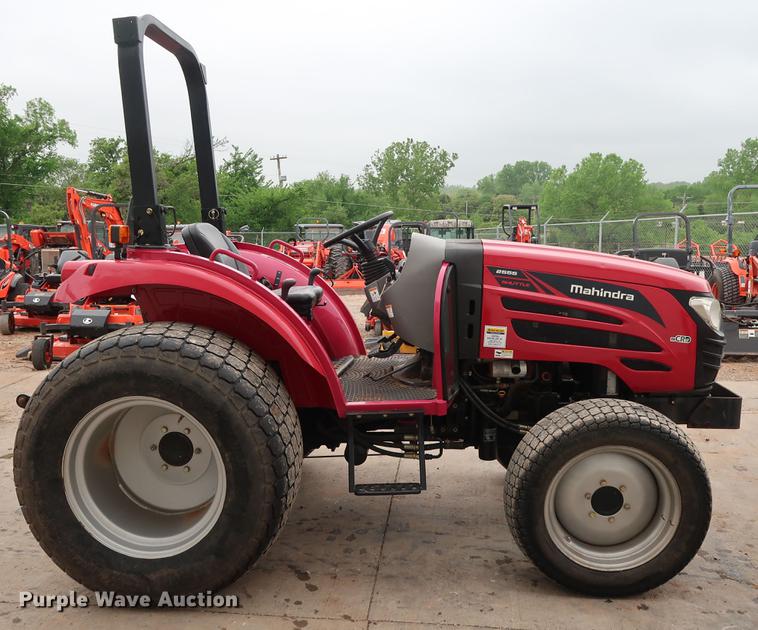 image for item DG3420 2016 Mahindra 2555 MFWD tractor