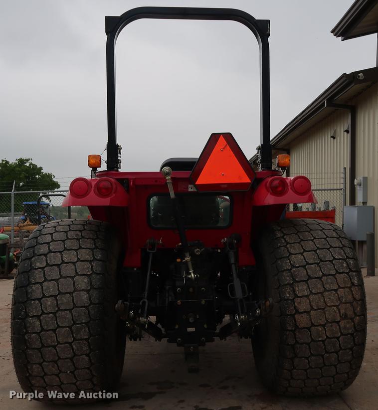 image for item DG3420 2016 Mahindra 2555 MFWD tractor