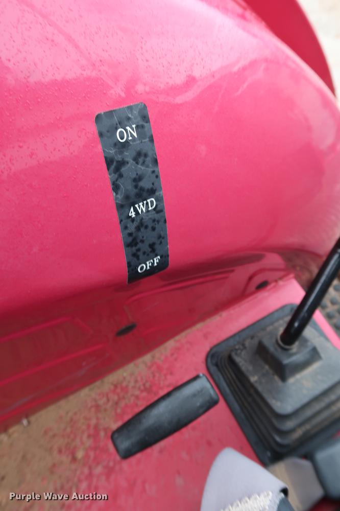 image for item DG3420 2016 Mahindra 2555 MFWD tractor