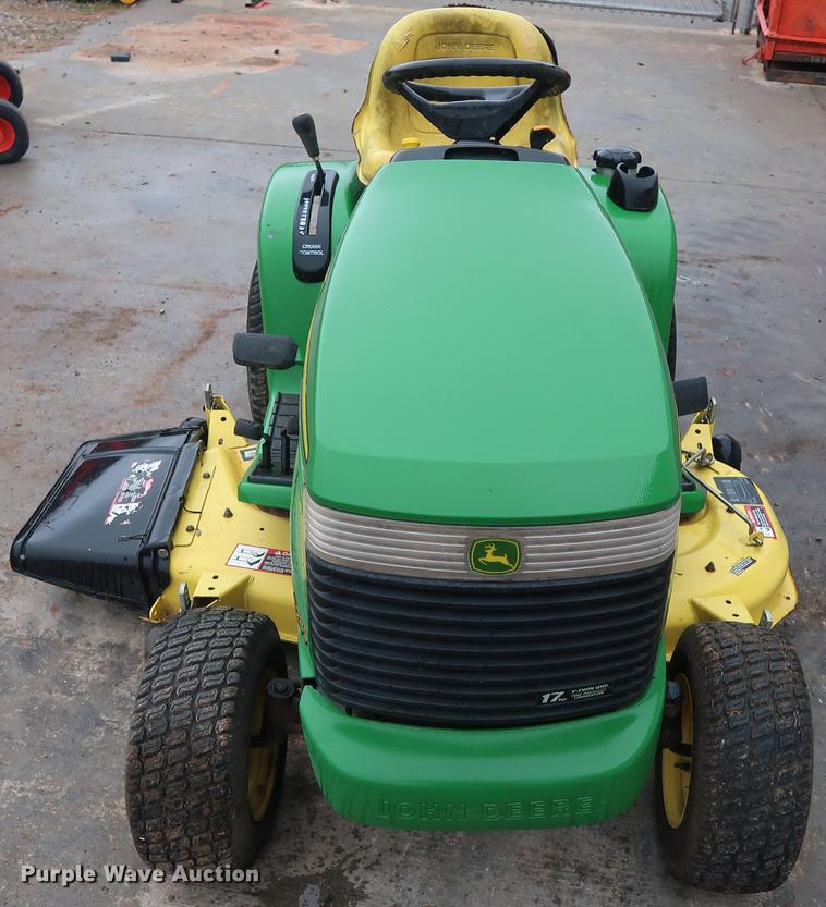 image for item DG3425 2002 John Deere LX289 lawn mower