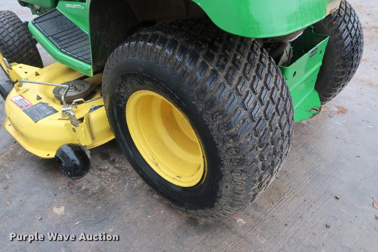 image for item DG3425 2002 John Deere LX289 lawn mower