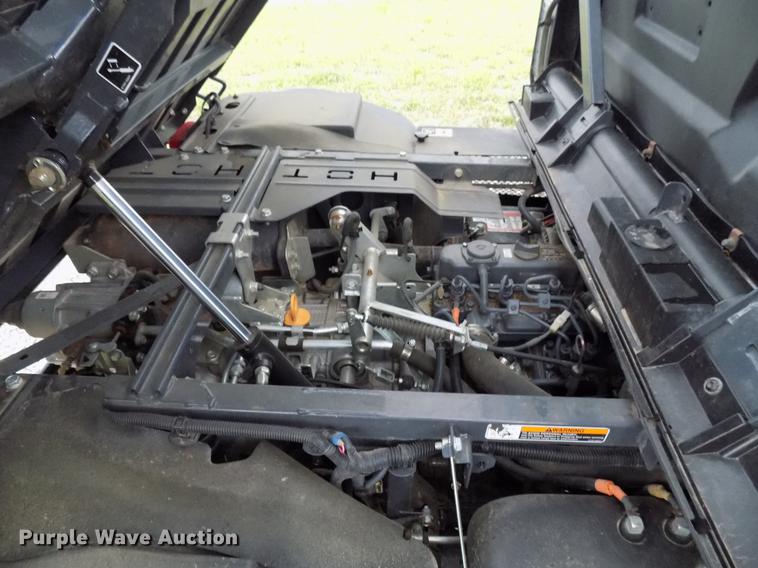 image for item DG3430 2013 Kubota XTV900 utility vehicle