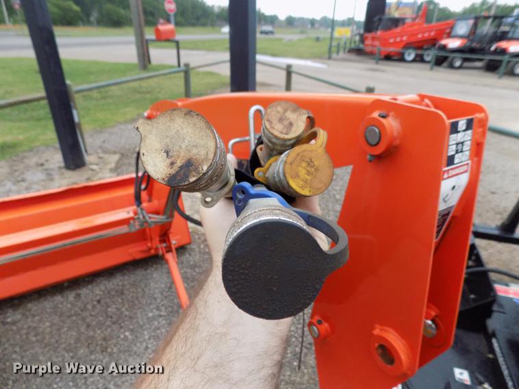 image for item DG3431 Kubota LA525 loader