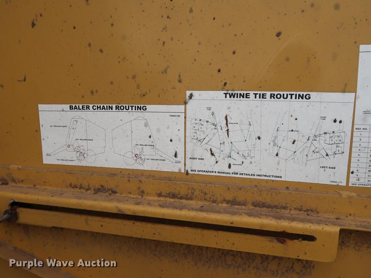 image for item DG3433 2005 Vermeer 604M round baler