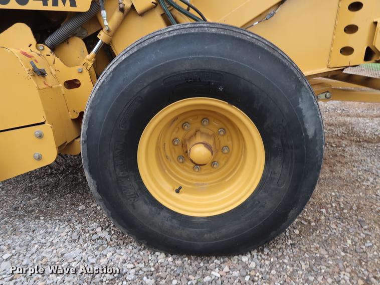 image for item DG3433 2005 Vermeer 604M round baler