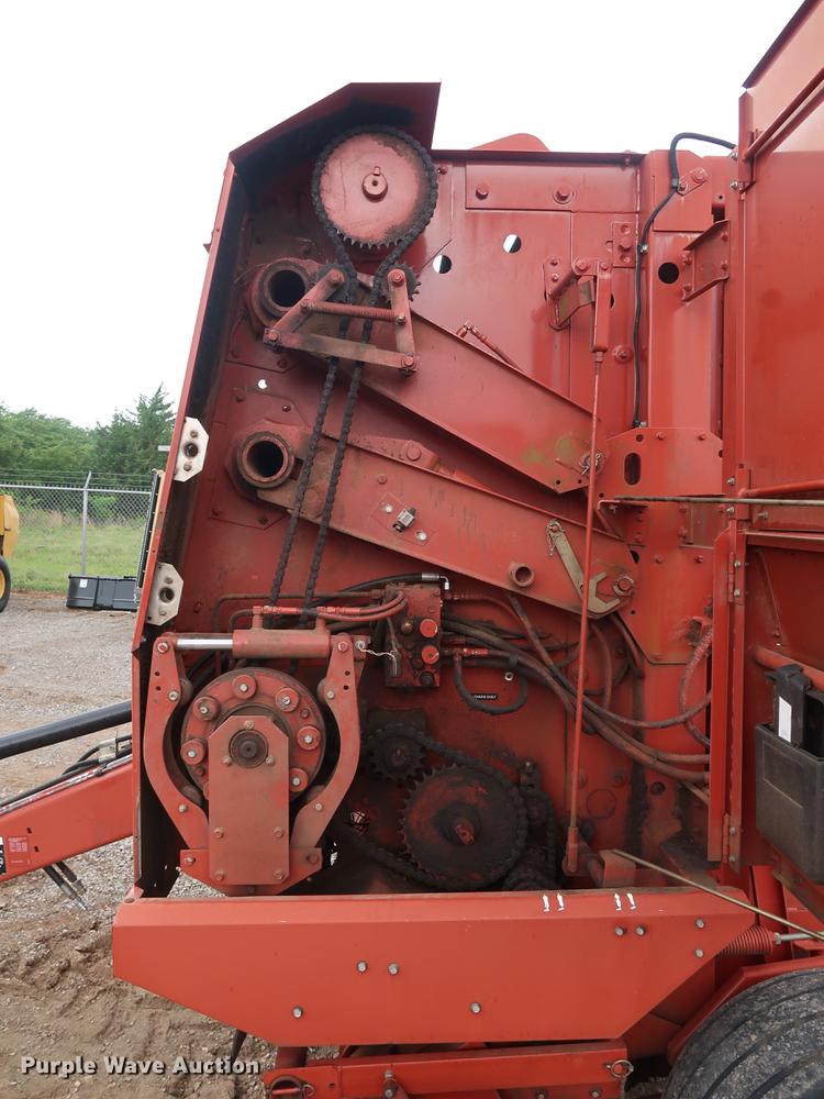 image for item DG3434 1999 Hesston 845 round baler