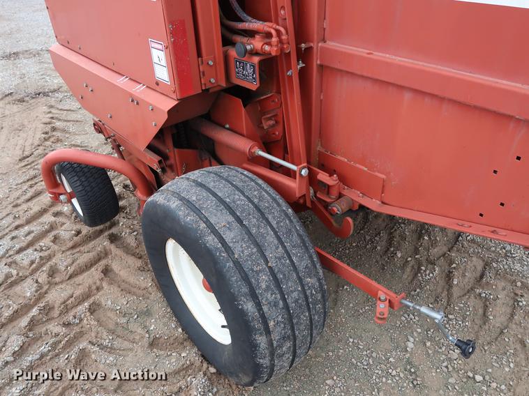 image for item DG3434 1999 Hesston 845 round baler