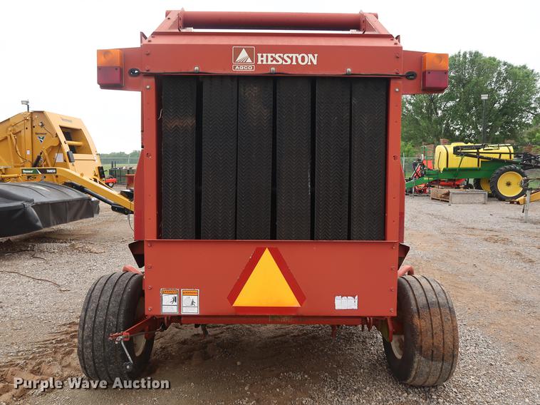 image for item DG3434 1999 Hesston 845 round baler