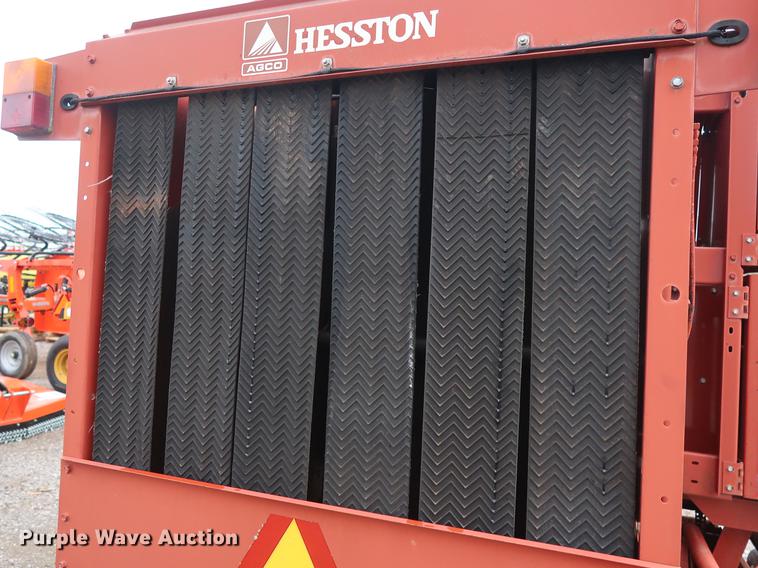 image for item DG3434 1999 Hesston 845 round baler
