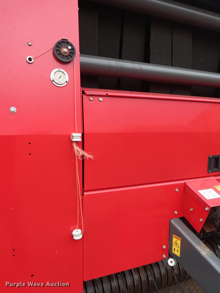 image for item DG3435 2014 Massey-Ferguson 2956A round baler