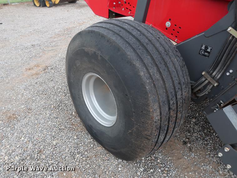 image for item DG3435 2014 Massey-Ferguson 2956A round baler