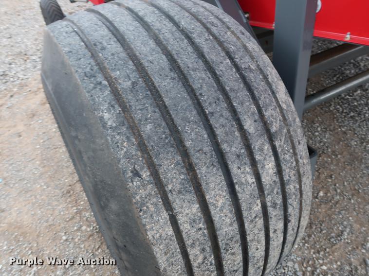 image for item DG3435 2014 Massey-Ferguson 2956A round baler