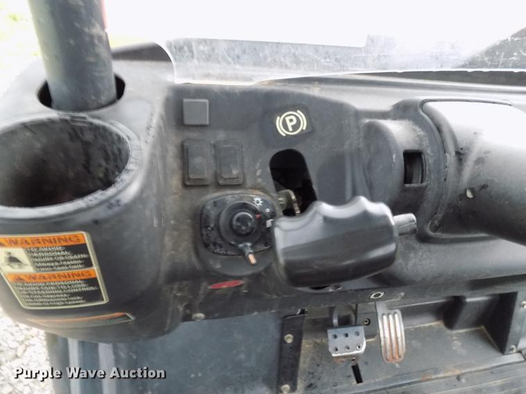 image for item DG3436 2014 Kubota RTVX900 utility vehicle