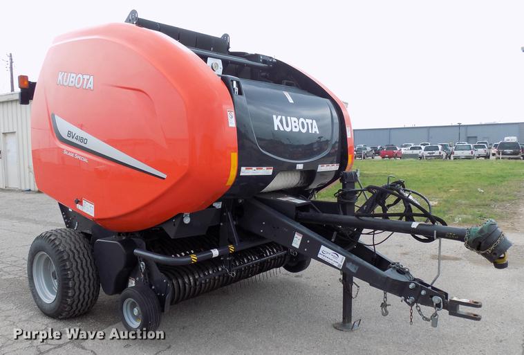 image for item DG3437 Kubota BV4180 round baler