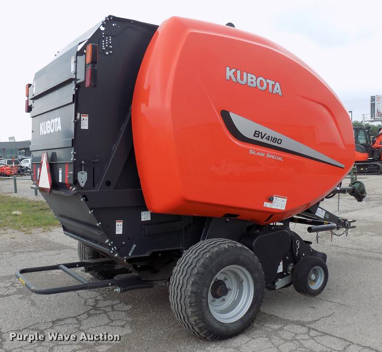 image for item DG3437 Kubota BV4180 round baler