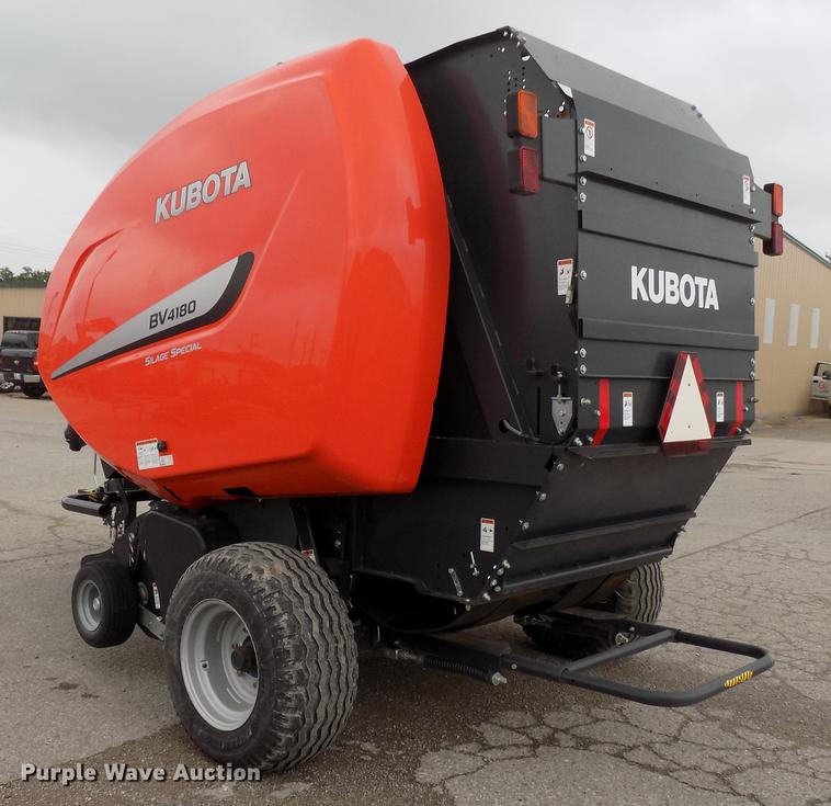 image for item DG3437 Kubota BV4180 round baler