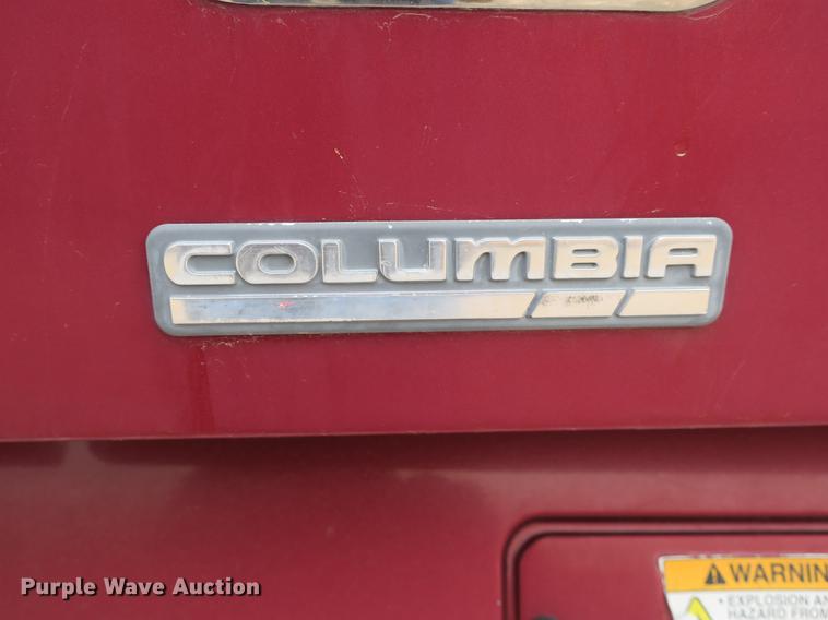 image for item DB8788 2003 Freightliner Columbia semi truck