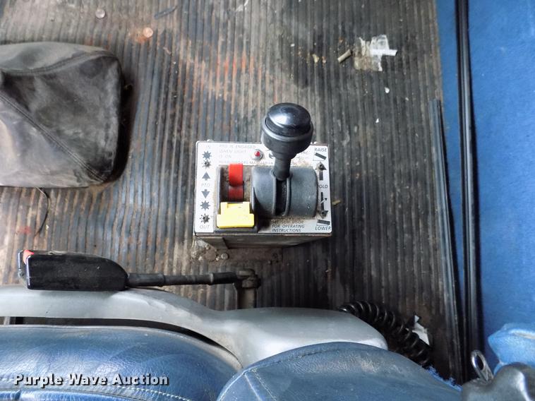 image for item DB9722 2002 Freightliner Columbia semi truck