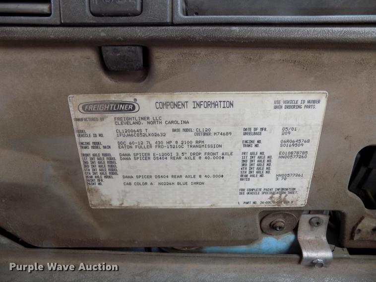 image for item DB9722 2002 Freightliner Columbia semi truck