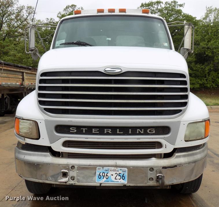 image for item DB9723 2003 Sterling A9500 semi truck