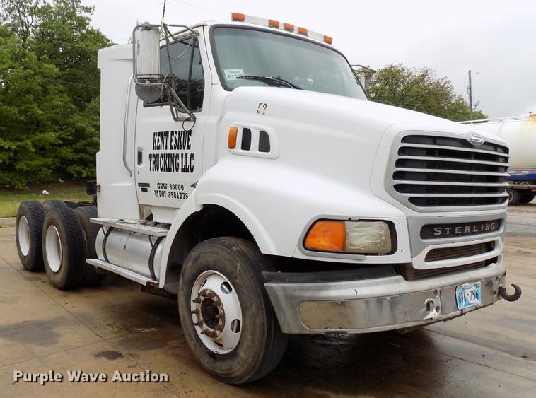 image for item DB9723 2003 Sterling A9500 semi truck