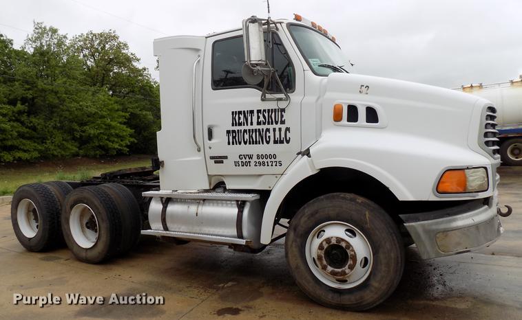 image for item DB9723 2003 Sterling A9500 semi truck