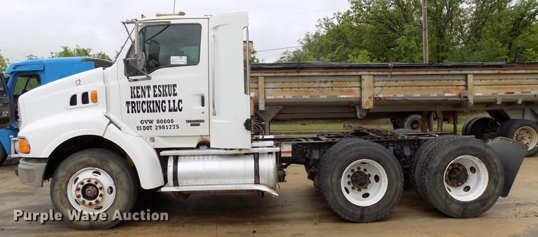 image for item DB9723 2003 Sterling A9500 semi truck