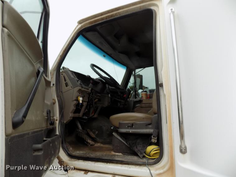 image for item DB9723 2003 Sterling A9500 semi truck