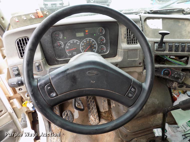 image for item DB9723 2003 Sterling A9500 semi truck