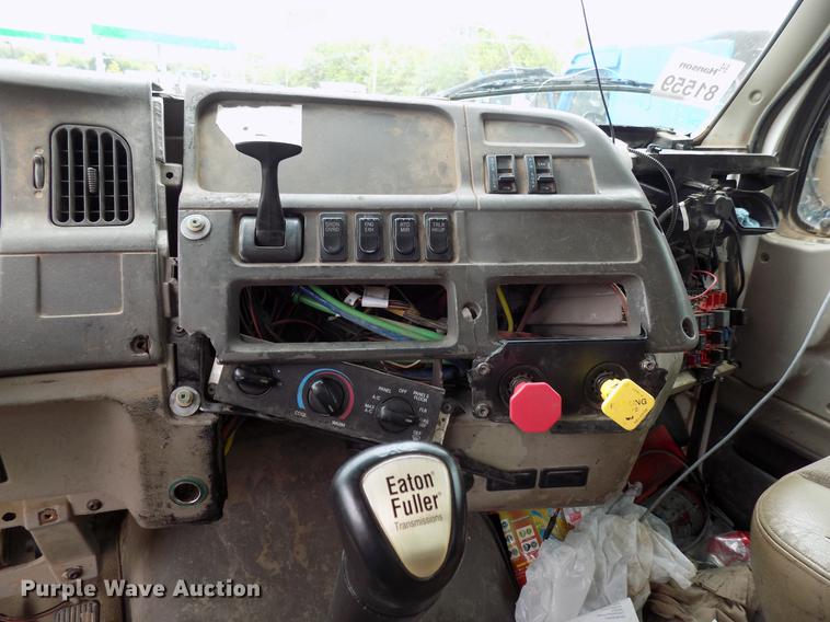 image for item DB9723 2003 Sterling A9500 semi truck