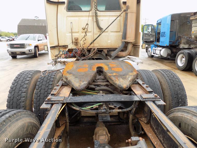 image for item DB9723 2003 Sterling A9500 semi truck