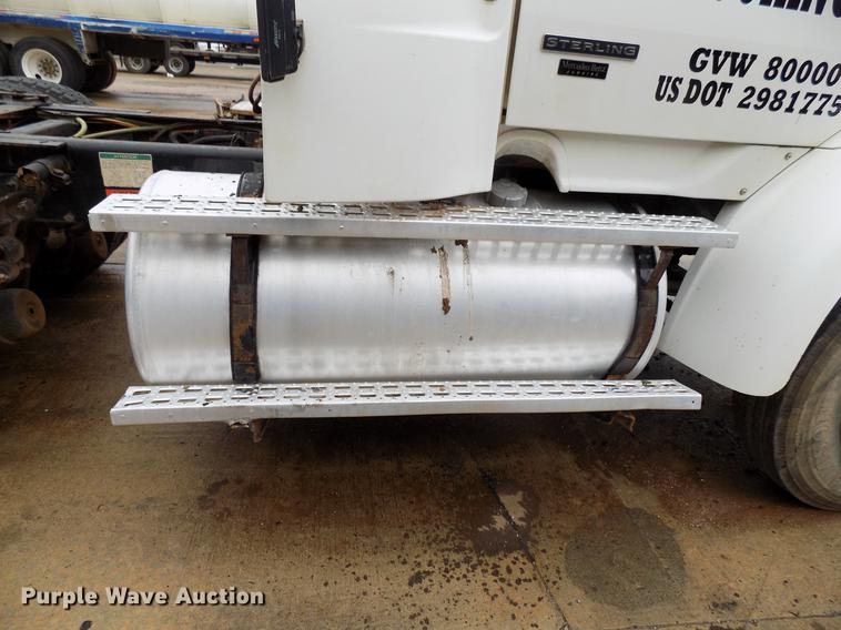 image for item DB9723 2003 Sterling A9500 semi truck