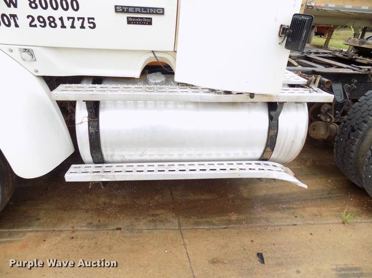 image for item DB9723 2003 Sterling A9500 semi truck