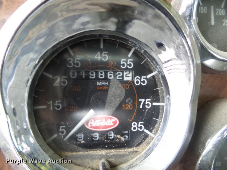 image for item DC4629 2005 Peterbilt 379 semi truck