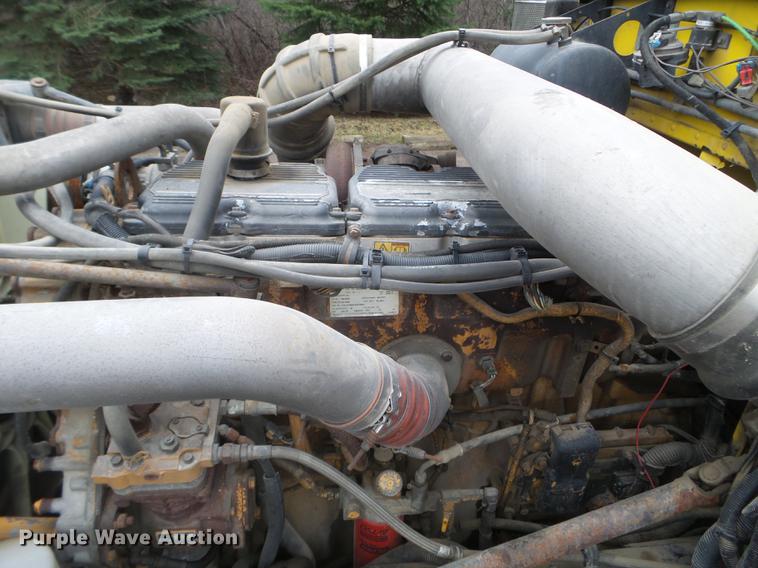 image for item DC4629 2005 Peterbilt 379 semi truck