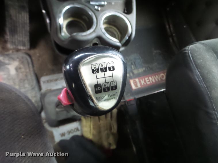 image for item DC4630 2003 Kenworth W900 semi truck