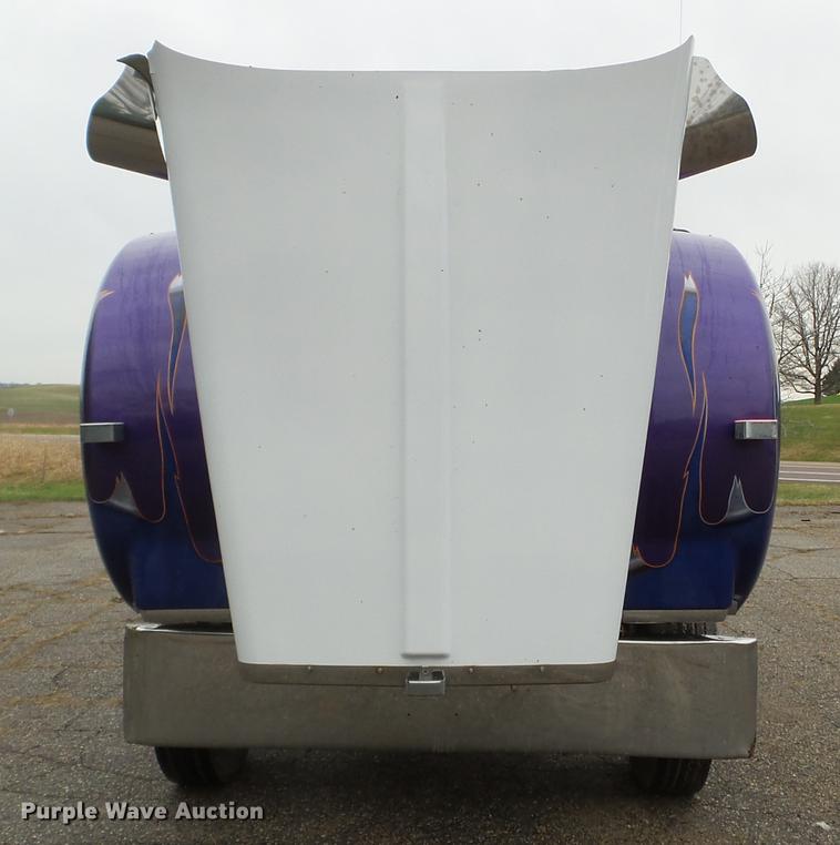 image for item DC4630 2003 Kenworth W900 semi truck