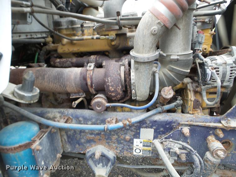 image for item DC4630 2003 Kenworth W900 semi truck