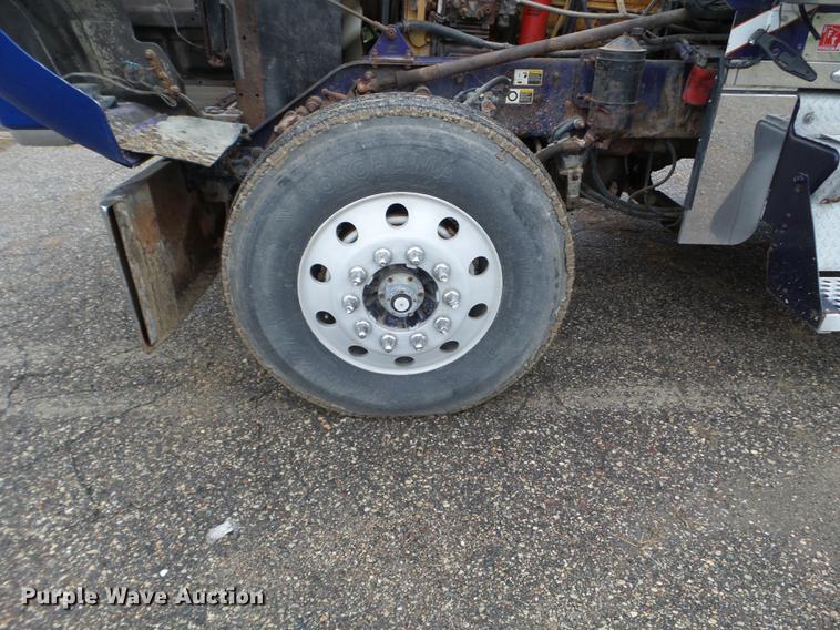 image for item DC4630 2003 Kenworth W900 semi truck