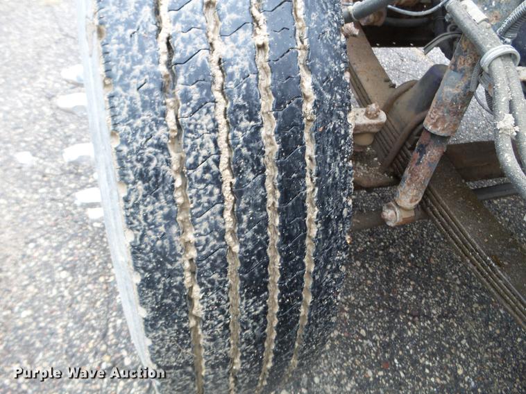 image for item DC4630 2003 Kenworth W900 semi truck