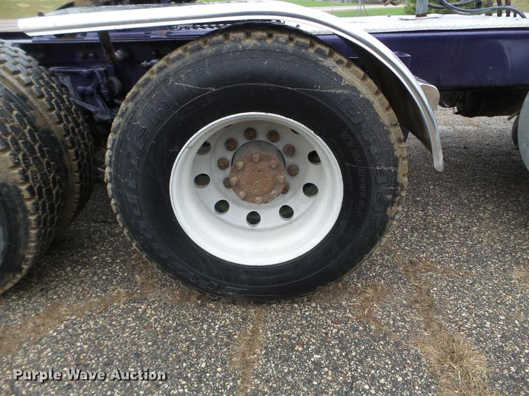 image for item DC4630 2003 Kenworth W900 semi truck