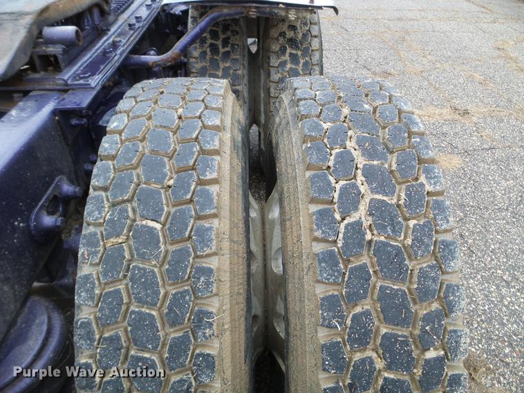 image for item DC4630 2003 Kenworth W900 semi truck