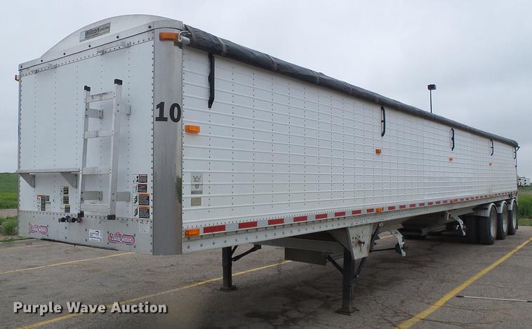 image for item DC5193 2007 Wilson DWH-500 Pace Setter double hopper bottom grain trailer