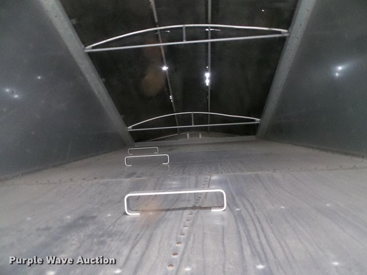 image for item DC5193 2007 Wilson DWH-500 Pace Setter double hopper bottom grain trailer